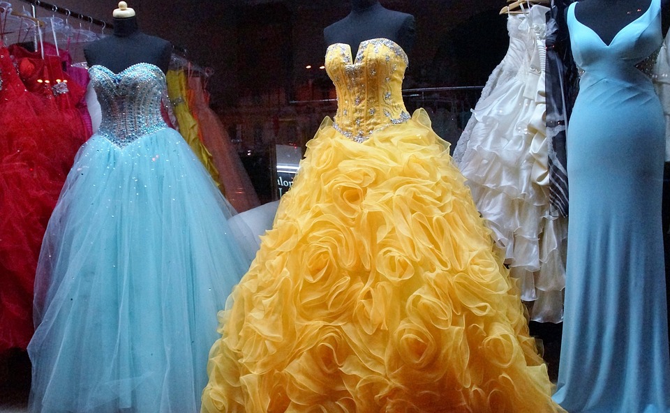 Стала известна средняя цена на выпускное платье в Нижнем Новгороде