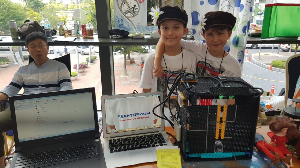 Юные нижегородцы выступили на Международных соревнованиях по робототехнике в Корее