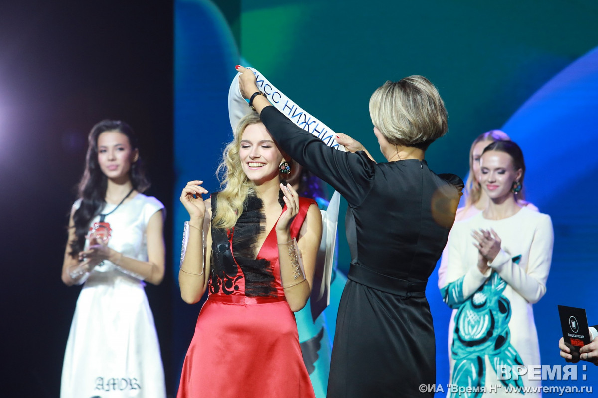Опубликованы фото победительниц конкурсов «Мисс Нижний Новгород»