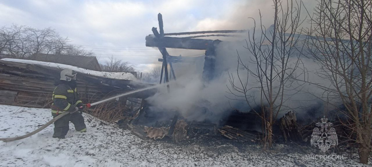 Мужчина погиб на пожаре в Ковернинском округе