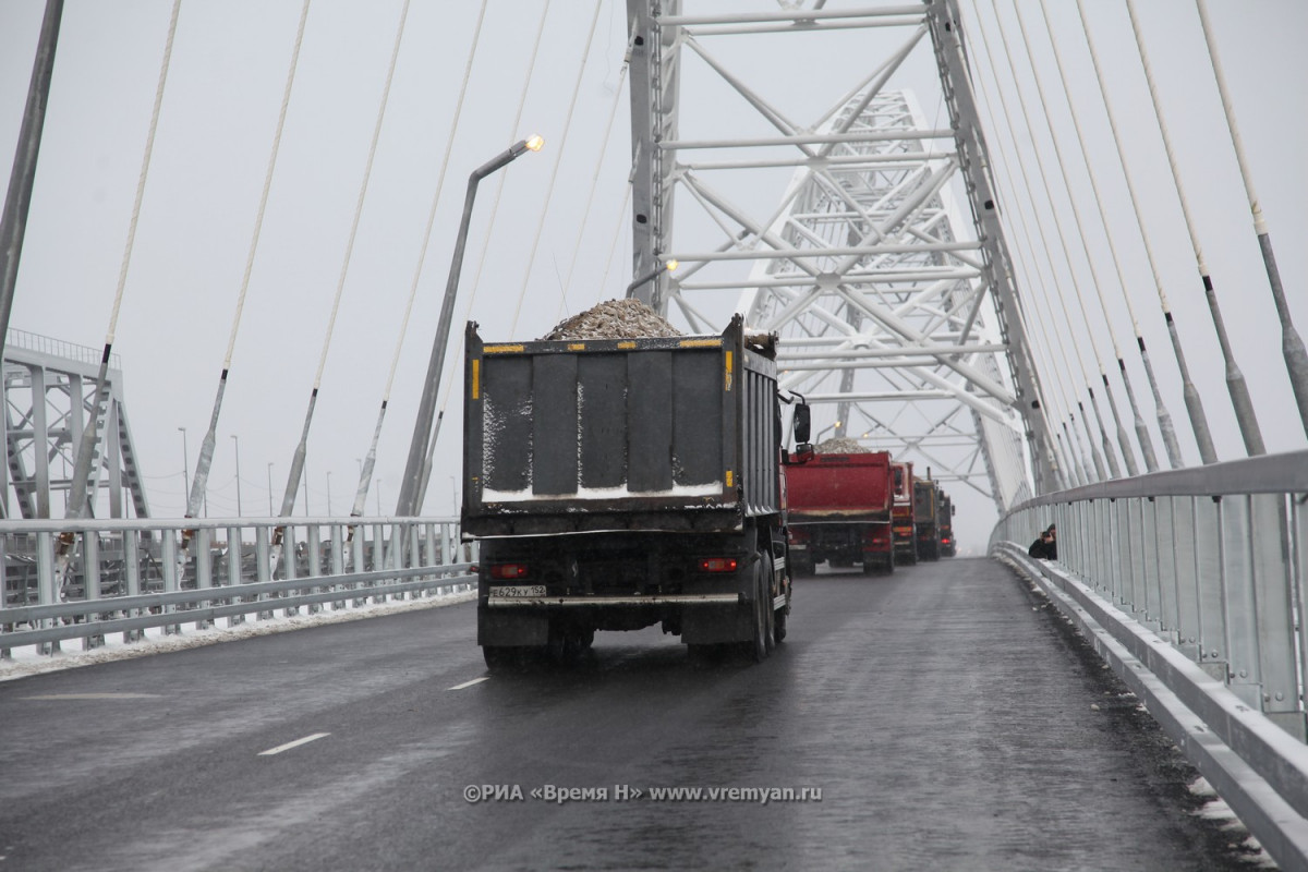 Движение большегрузов по новому Борскому мосту ограничили с 27 апреля
